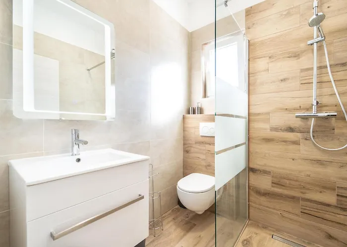 3 Bedroom Cozy In * Biograd Na Moru
