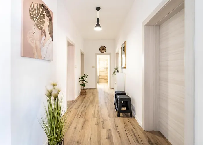 펜션 3 Bedroom Cozy In